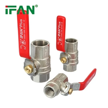 Vieraile Brass Assembly Workshopissa Jahidin kanssa